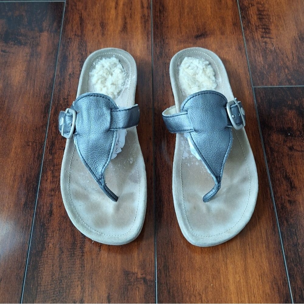 UGG Women's Gypsy Sandals Size 9